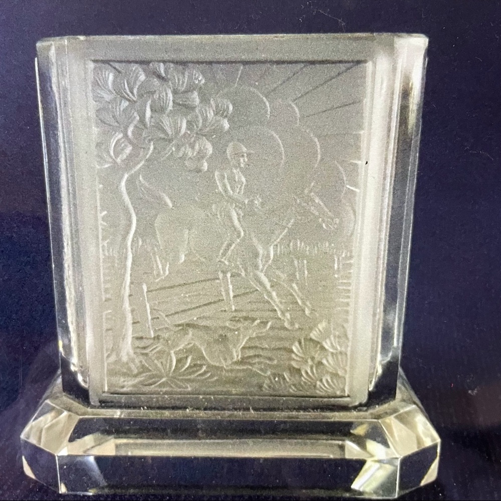 ART DECO CZECH FROSTED CIGARETTE 🚬 HOLDER -EQUESTRIAN 🐎 THEME CIRCA 1935 EUC - Picture 13 of 16